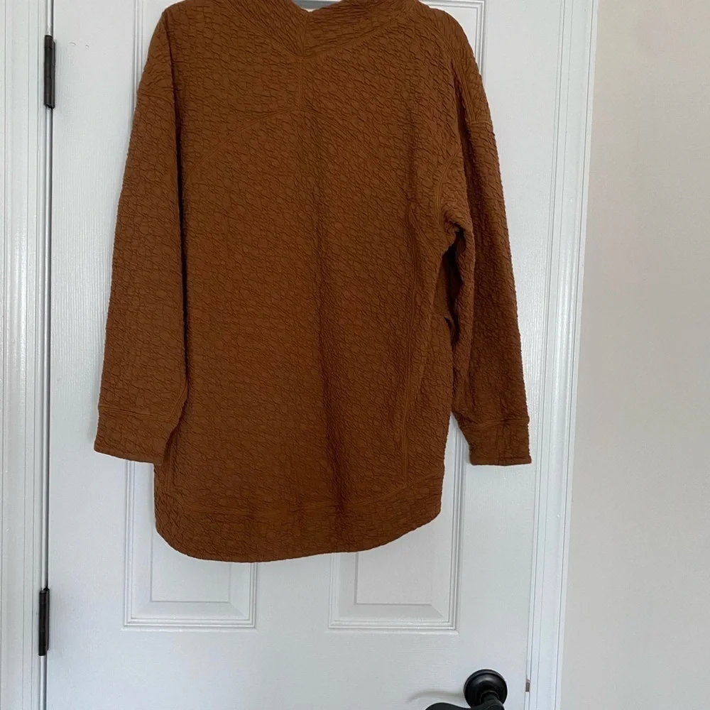 Lululemon Rippled V-Neck High Low Oversized Pullover Copper Brown Size 4